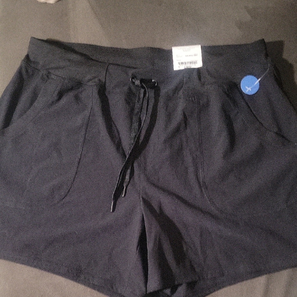 St. John's Bay Women's Black Shorts